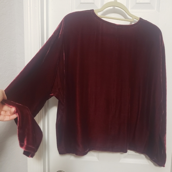 Eileen Fisher Velvet V-Neck Top, S, Deep Claret, velvet & silk - Picture 7 of 7
